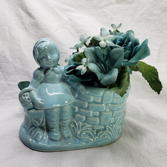 Vintage Blue Planter Girl at Well with Artificial Flowers 5 x 3 x 5 Inches - Picture 12 of 12